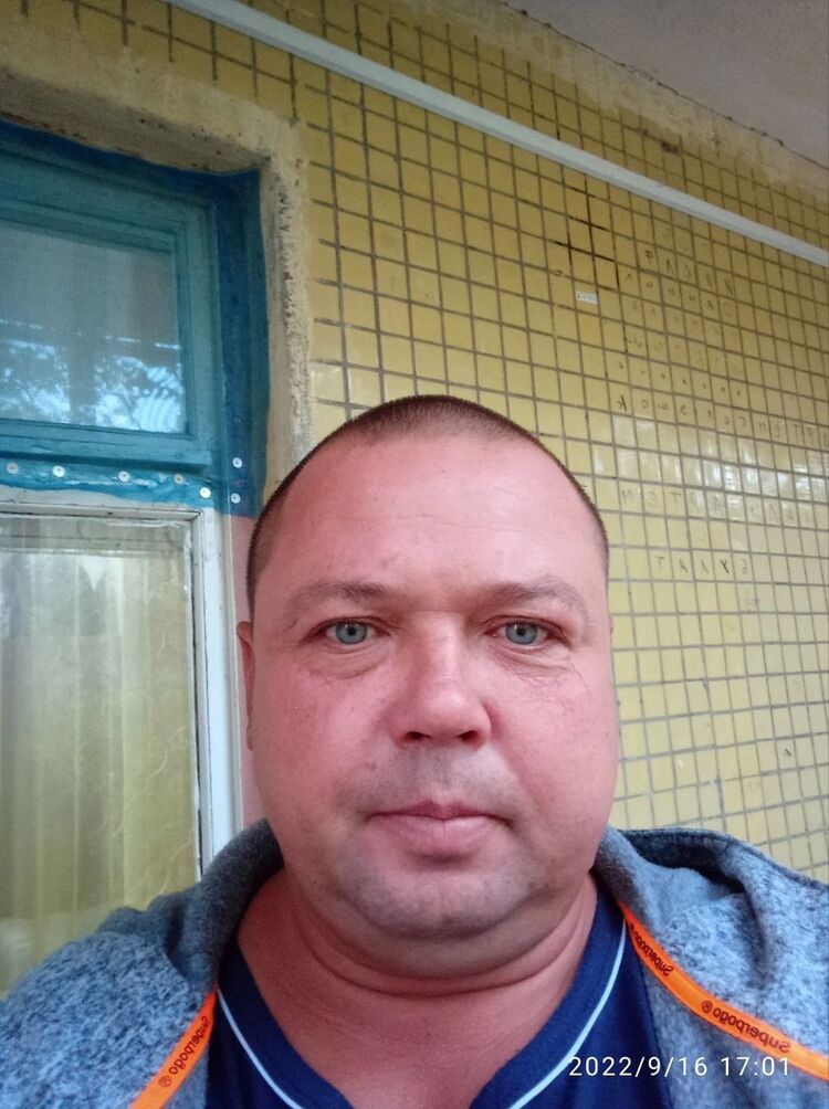  40253316  , 44 ,    