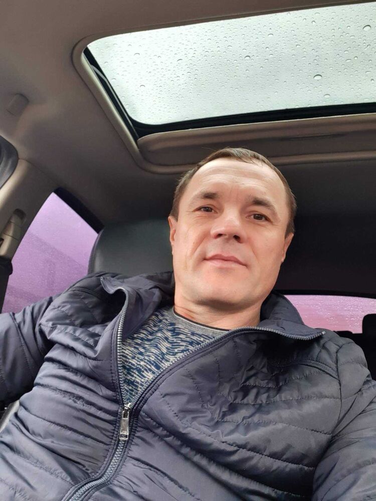  27362916  Valentin, 46 ,    