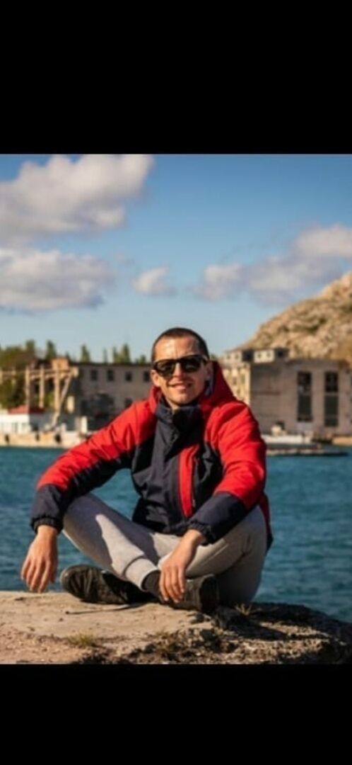  31226276  Aleksandr, 31 ,    