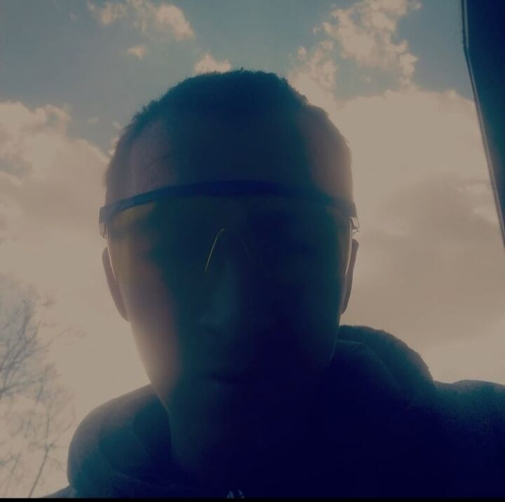  24452206  , 27 ,    