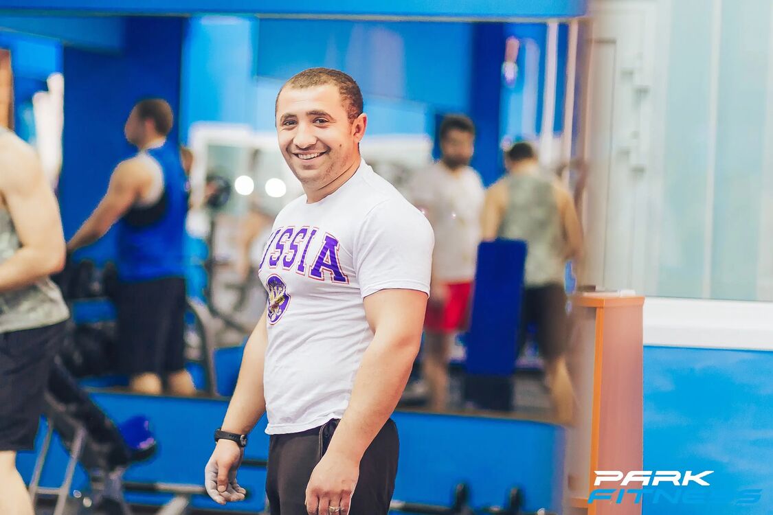  31100616  Ruslan, 31 ,    