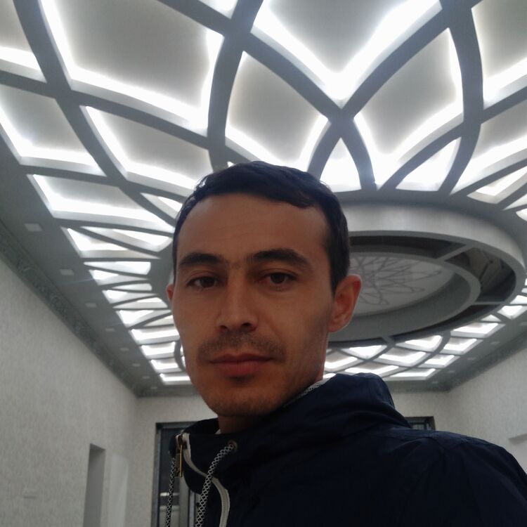  24490756  Oybek, 37 ,    