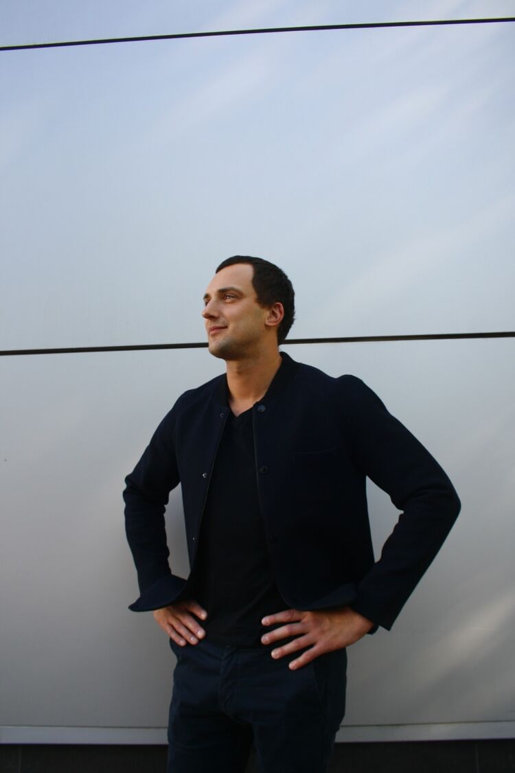  35304636  Sergey, 37 ,    