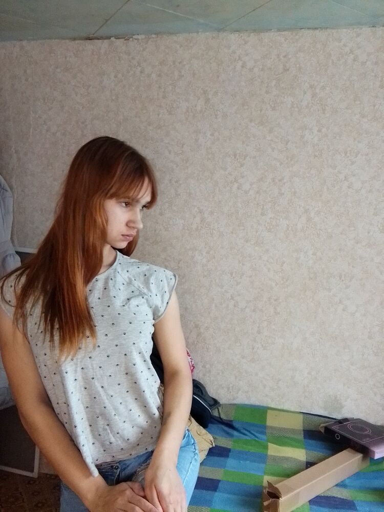  30725526  Lina, 21 ,    