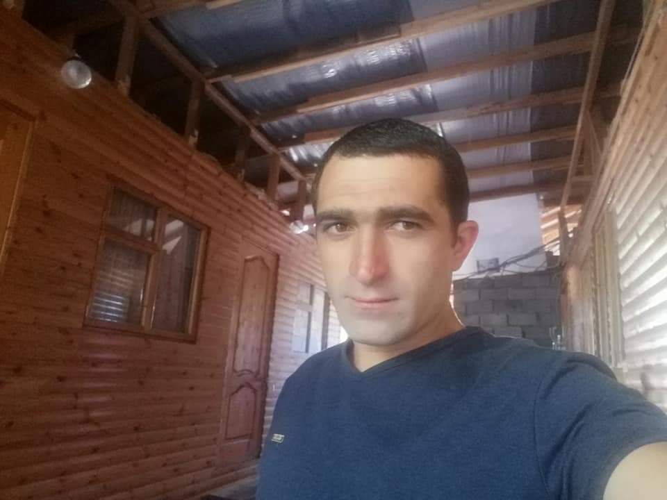  ,   Irakli, 31 ,   ,   , c , 