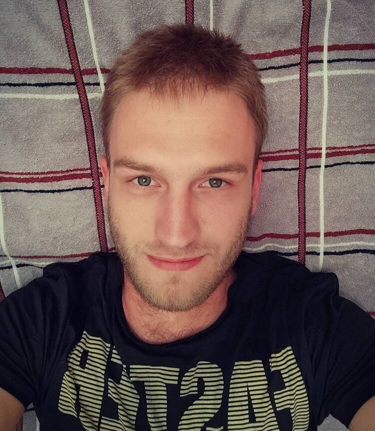  43763666  , 32 ,    