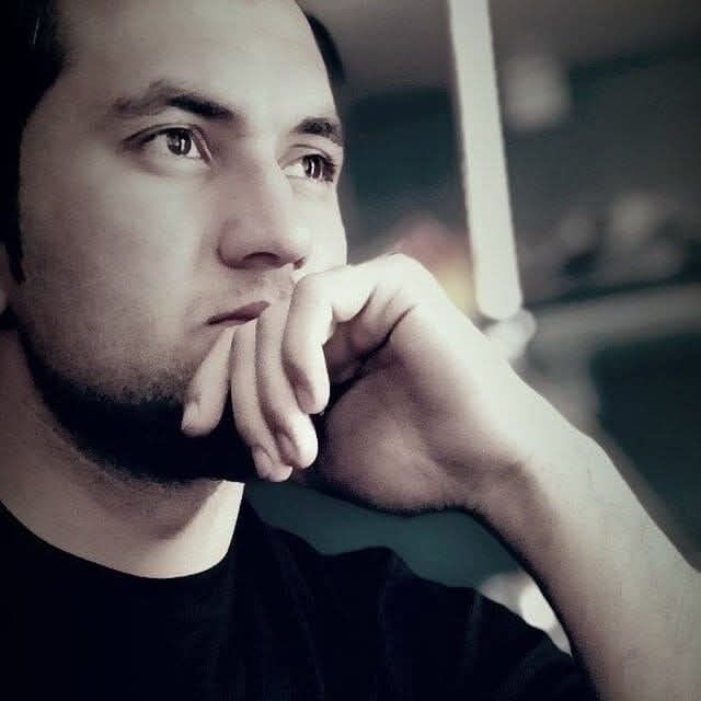  52718466  Azamat, 29 ,     