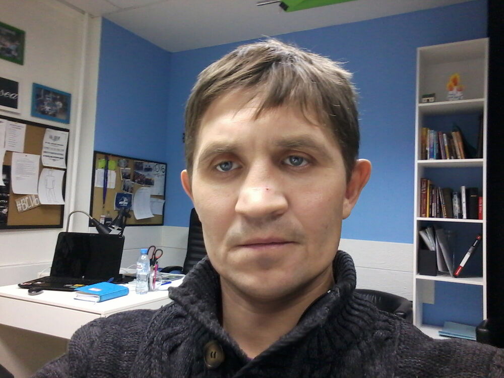  8729256  Sasha, 47 ,    