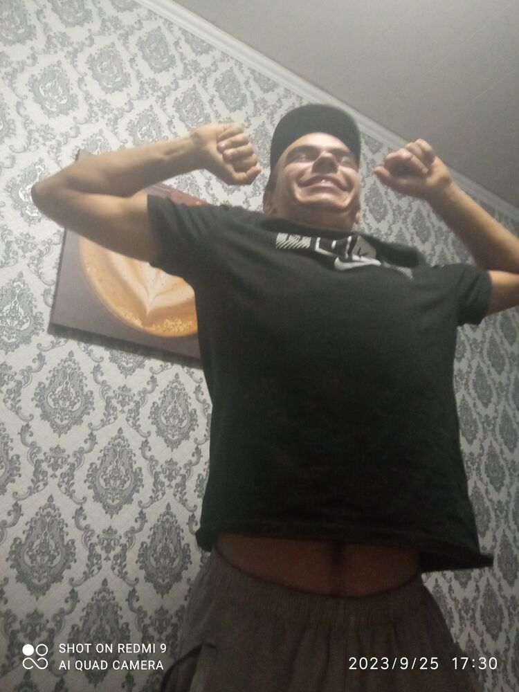  ,   Kirill, 21 ,   ,   