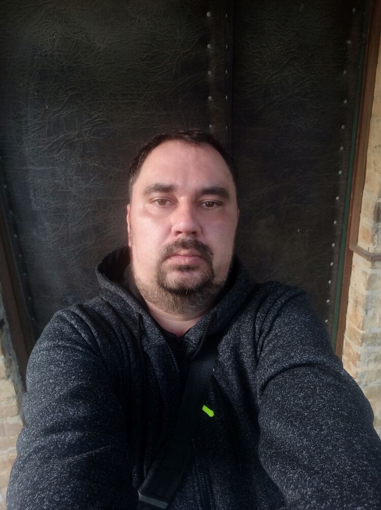  53570886  , 42 ,    