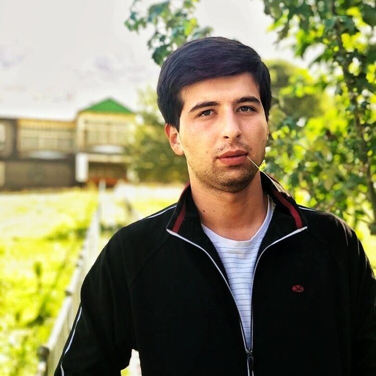  28582876  Ghazanfar, 27 ,    