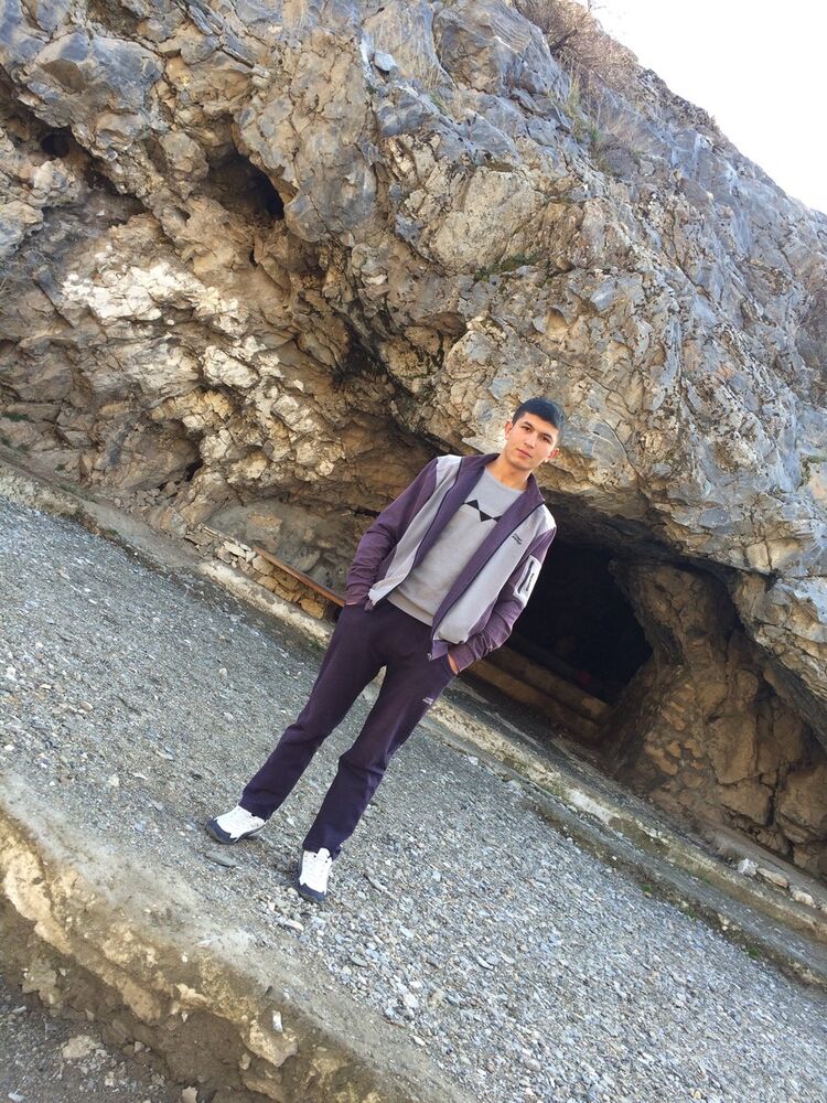  ,   Jaxon, 32 ,   