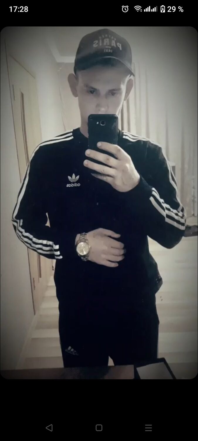  52073426  , 25 ,    -