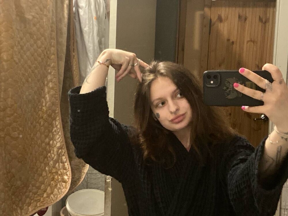  53507726  , 21 ,    -