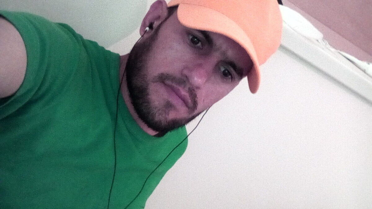  ,   Hasan, 40 ,   ,   , c , 