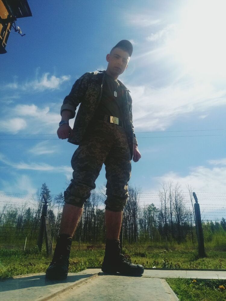  31155966  Sergij, 23 ,    