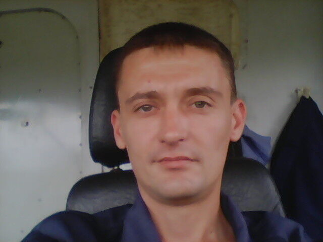  9498176  Aleksandr, 39 ,    