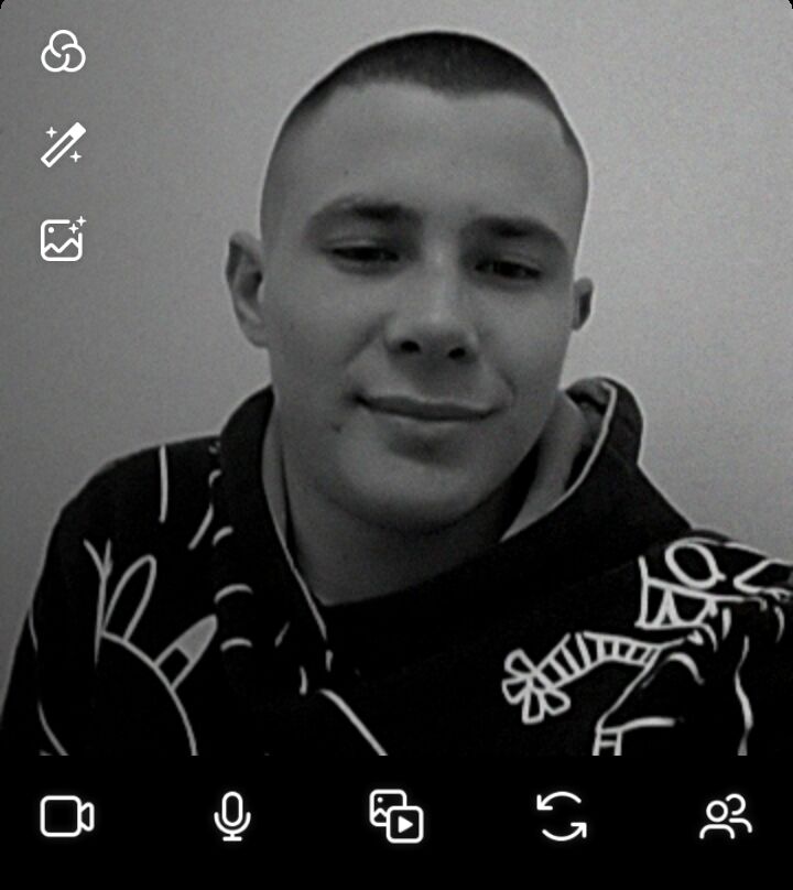  41743376  , 20 ,    