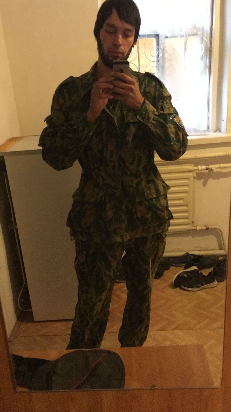  46560176  , 24 ,    