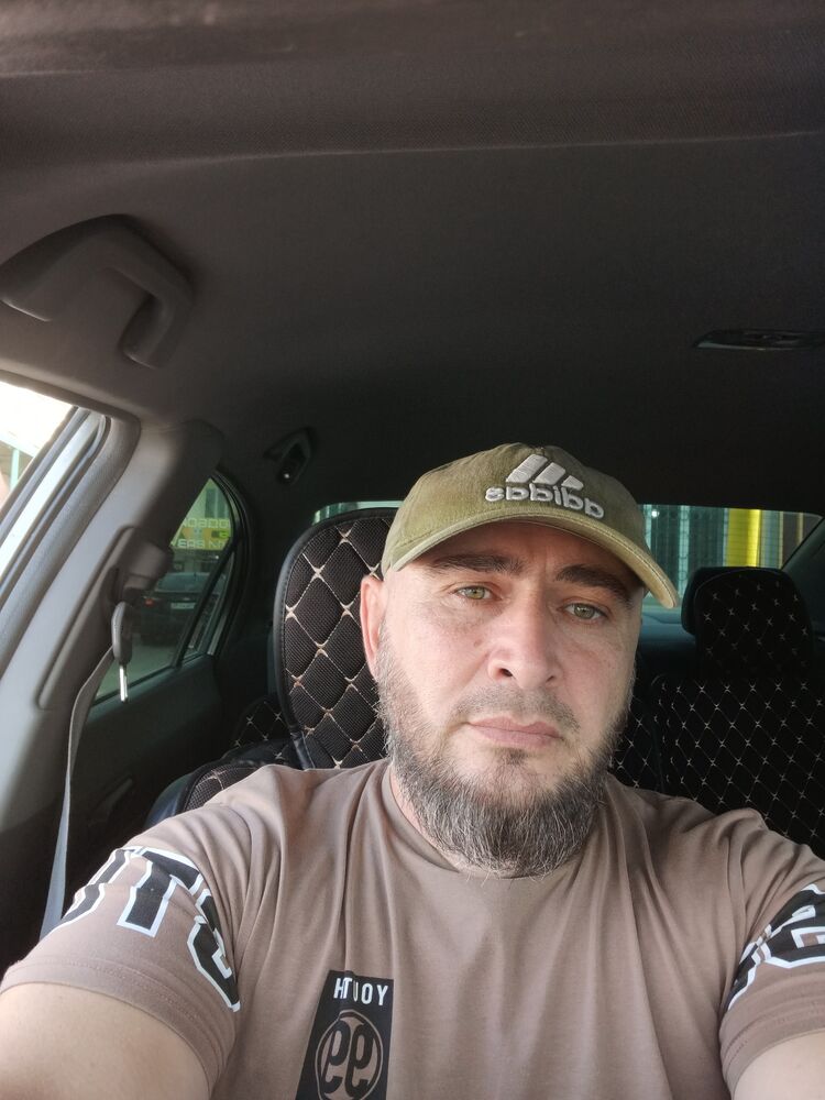 46875916  Ruslan, 39 ,    