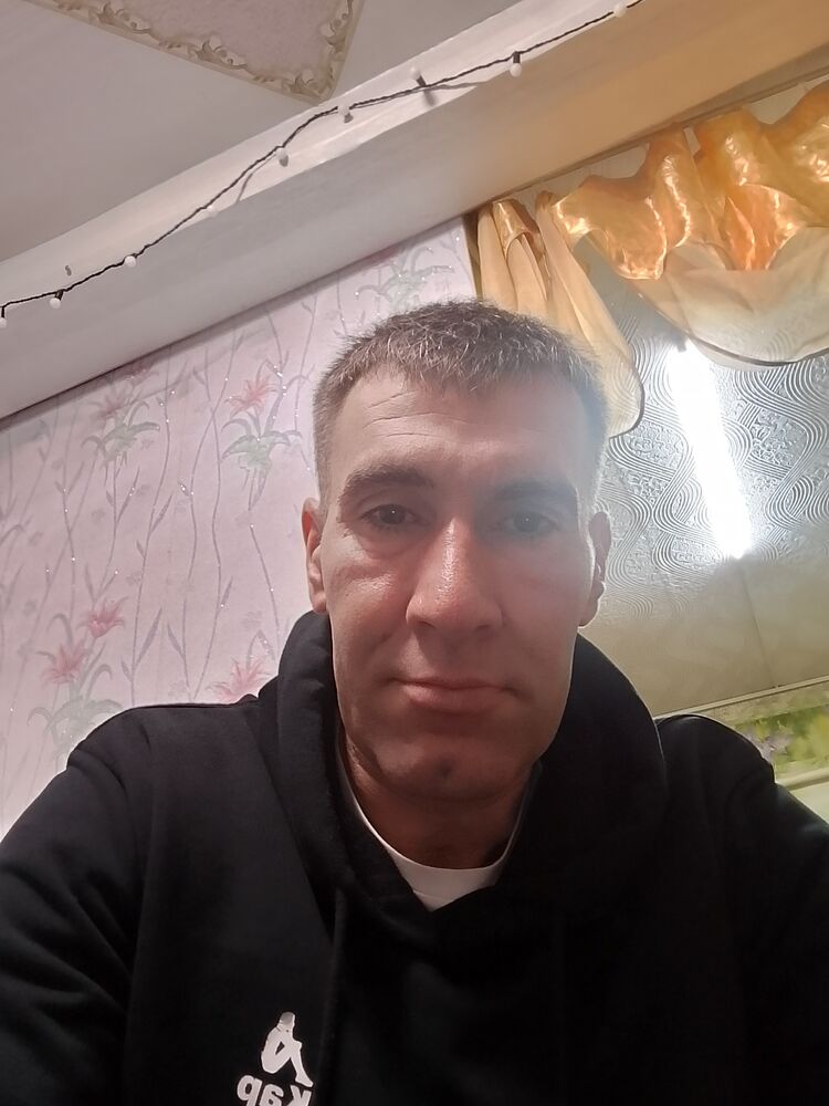  48720436  , 40 ,    