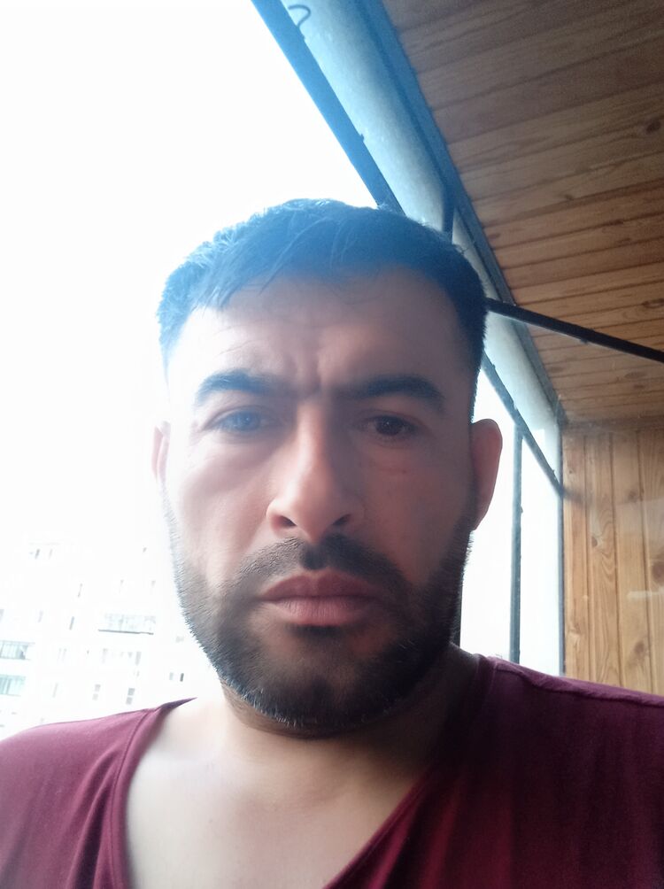 28313916  , 39 ,    
