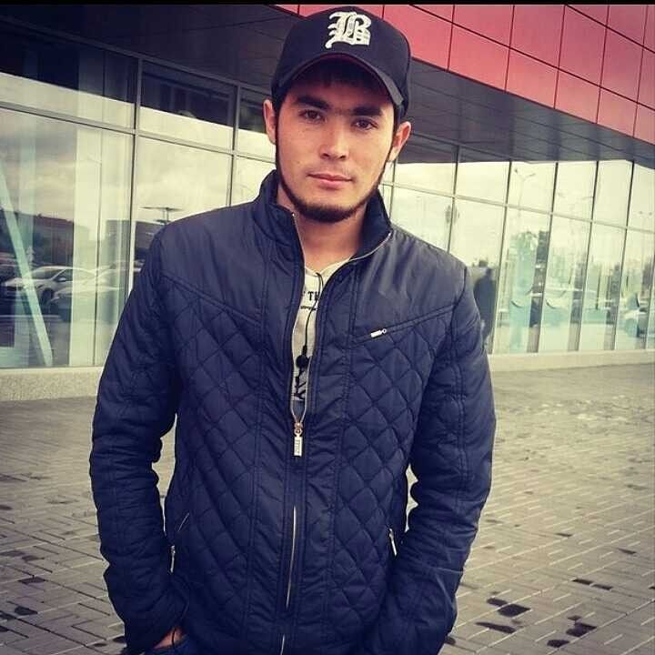  ,   Adam, 37 ,   ,   , c , 