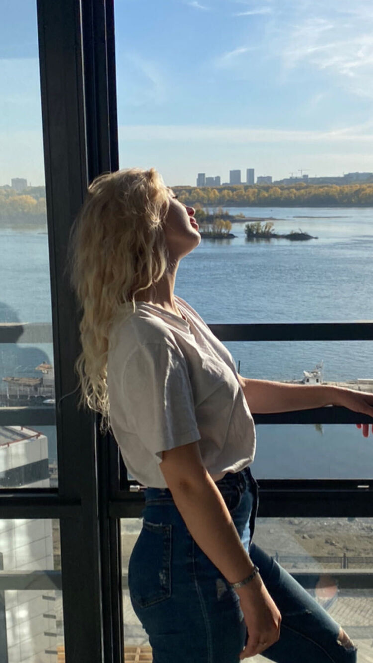  31035676  , 23 ,    -