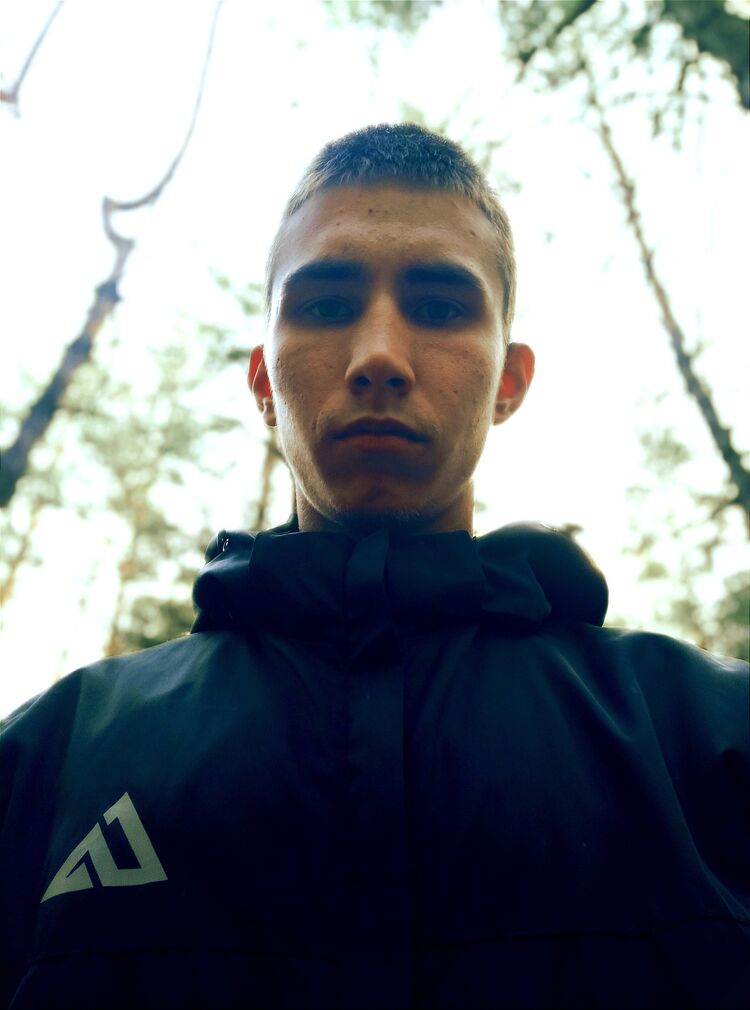  ,   Alexander, 20 ,   c 