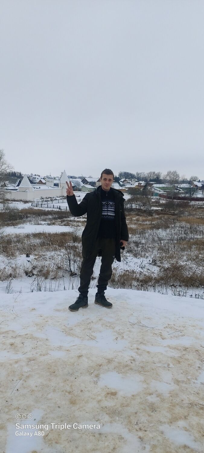  31396556  Alexander, 34 ,    