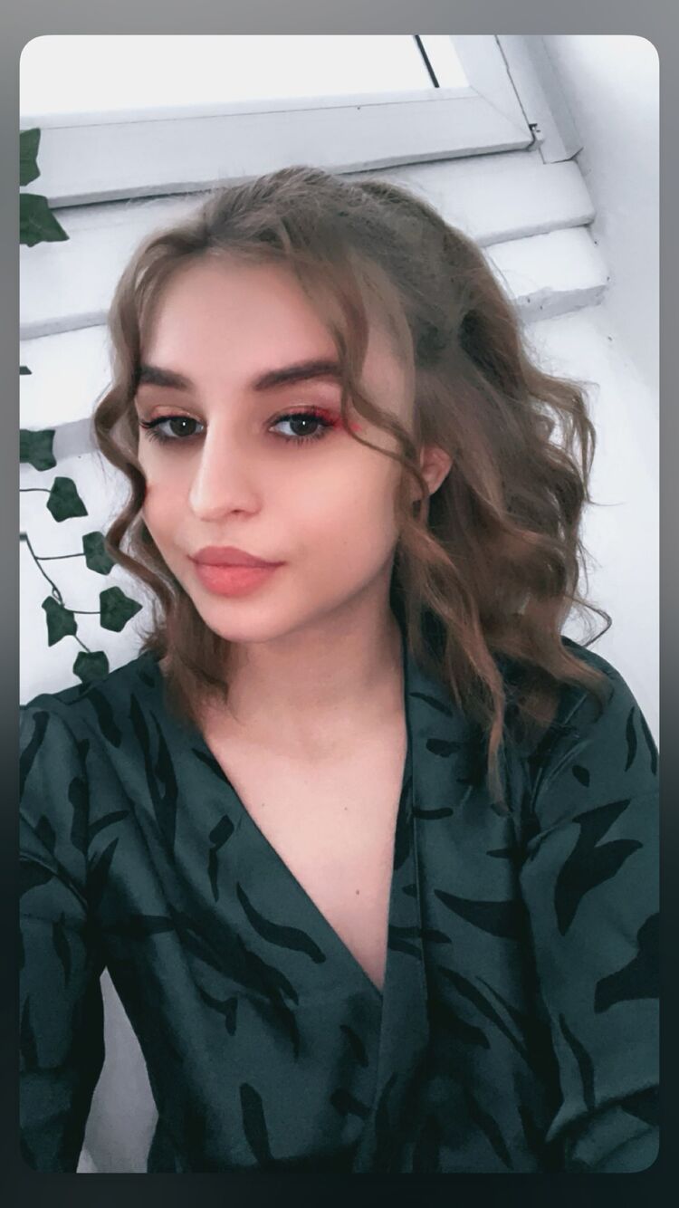  --,   , 24 ,   c 