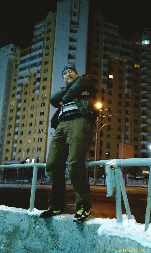  ,   Alex, 39 ,   ,   , c , 