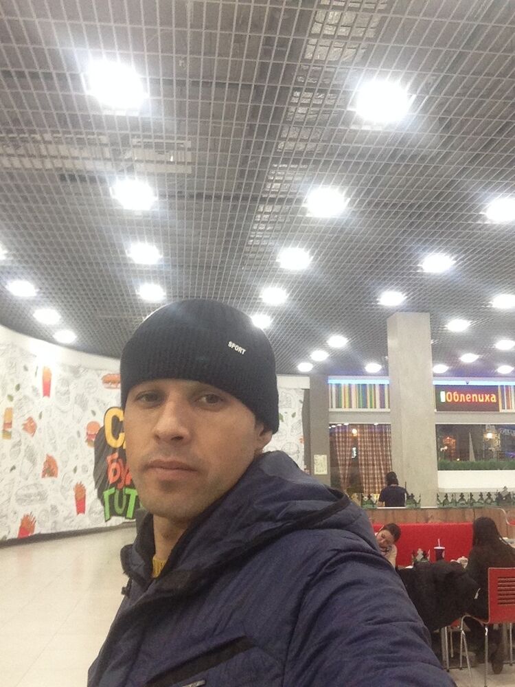  14626956  Abdulatif, 35 ,     