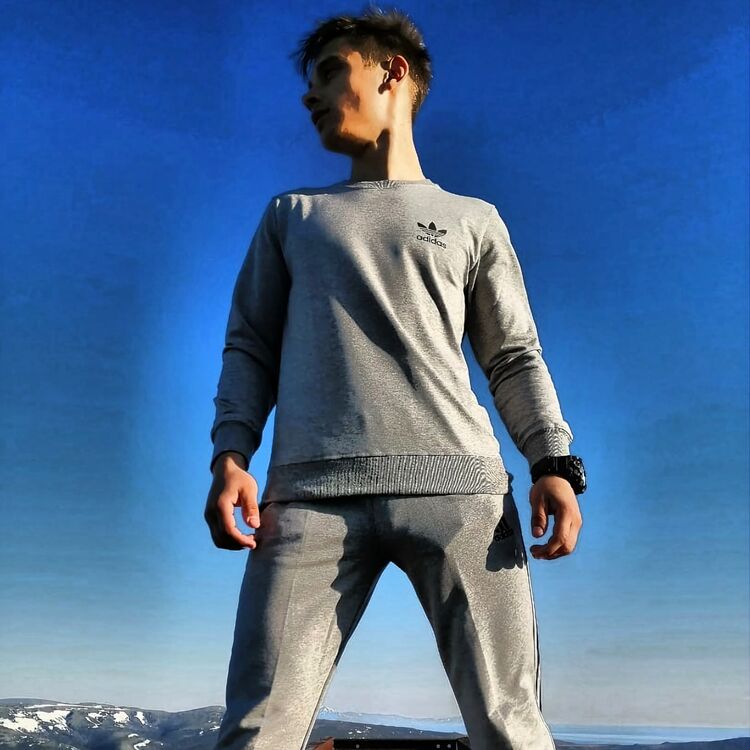  28692226  Alexey, 24 ,    