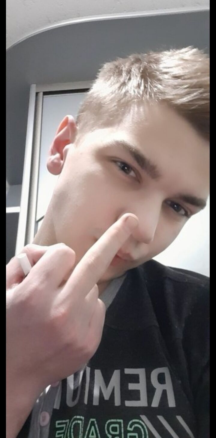  52726076  , 25 ,    