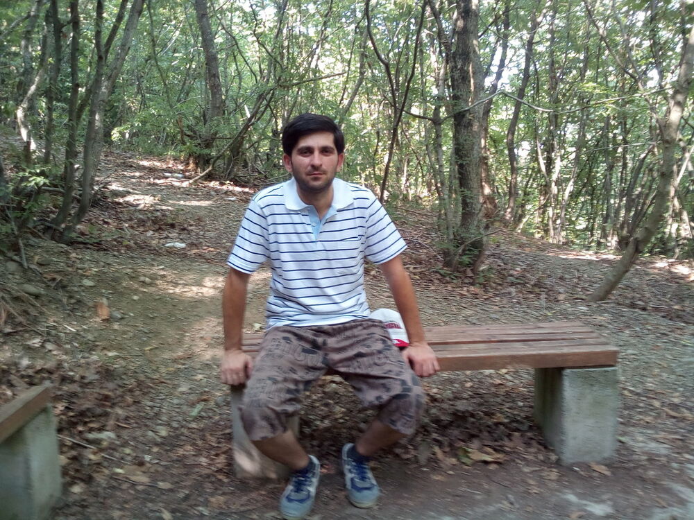  ,   Levani, 41 ,  