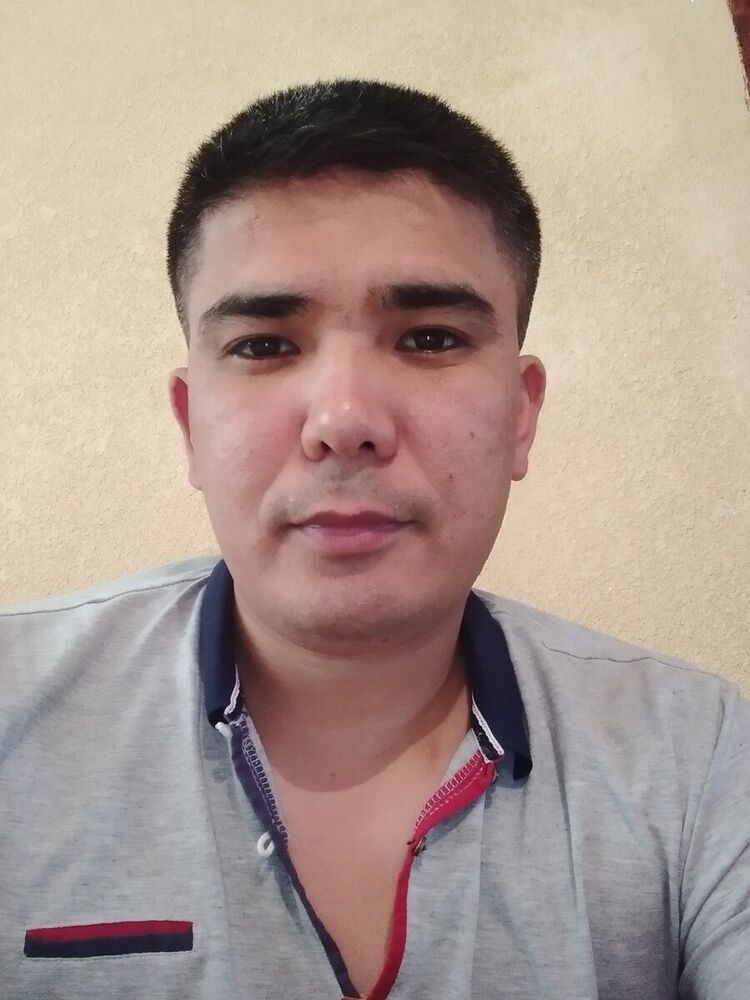  ,   Denis, 38 ,   ,   