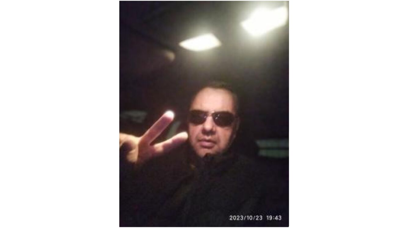  38871316  , 52 ,    