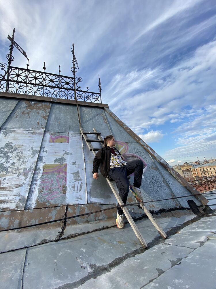  30786486  , 22 ,    -