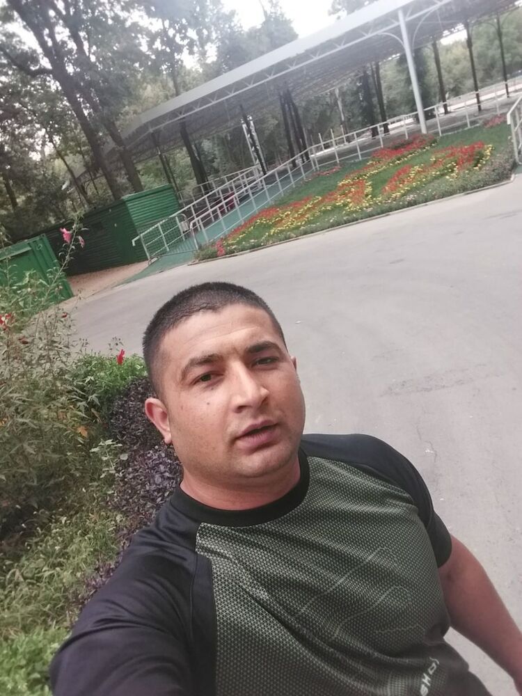  18327026  Rustam, 34 ,    