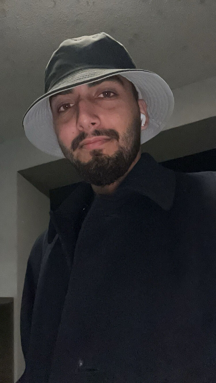  53530286  Noah, 21 ,    Belconnen