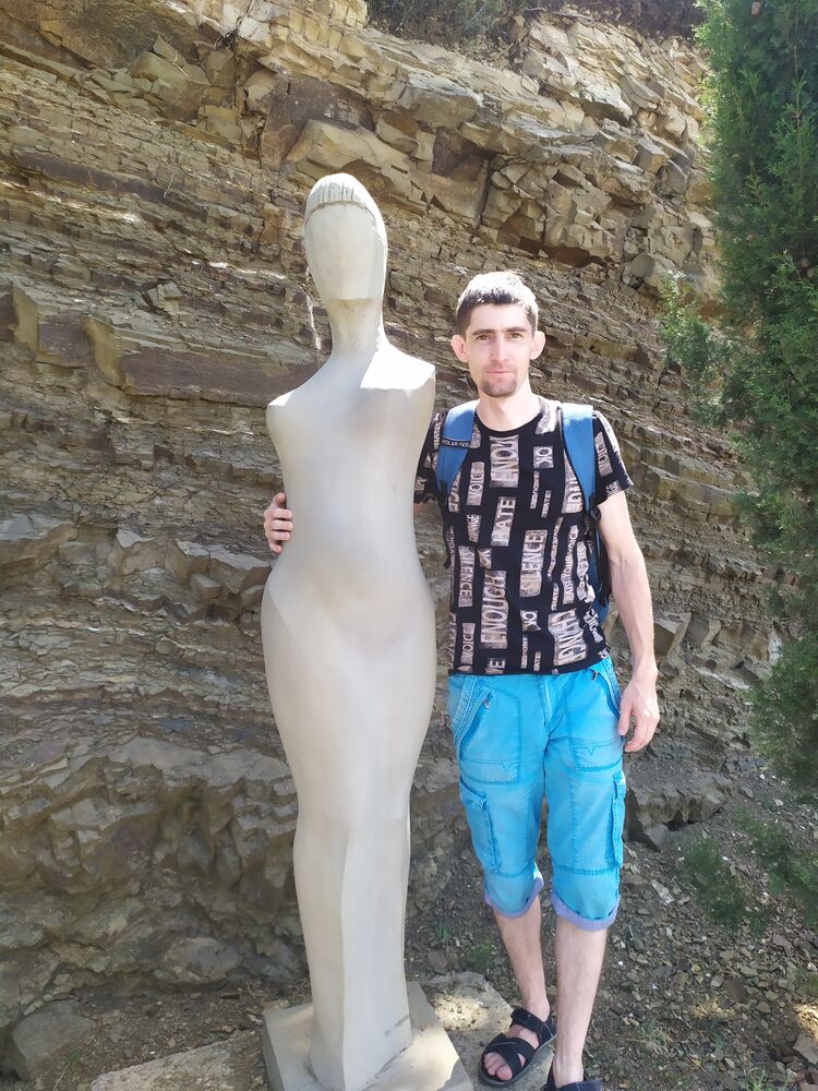  ,   Nikolya, 41 ,   , 