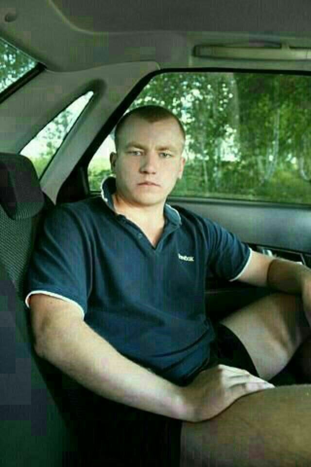  10374286  Kirill, 37 ,    