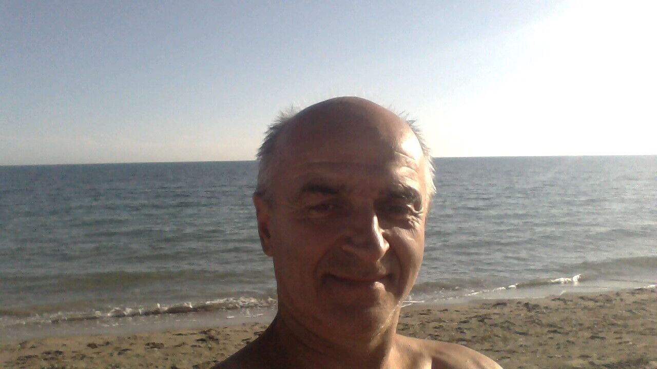  38694726  , 61 ,    