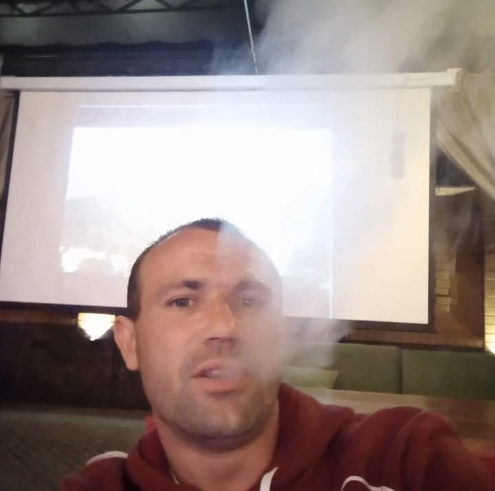  48309746  Igor, 33 ,    