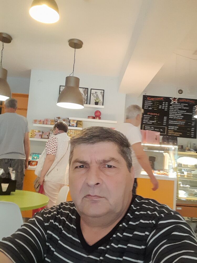  44909526  , 53 ,    