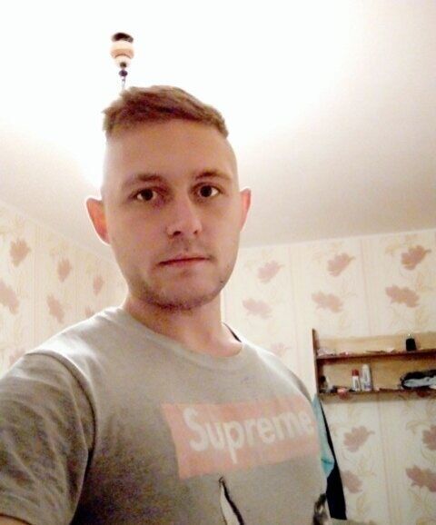  51534966  Denis, 33 ,    