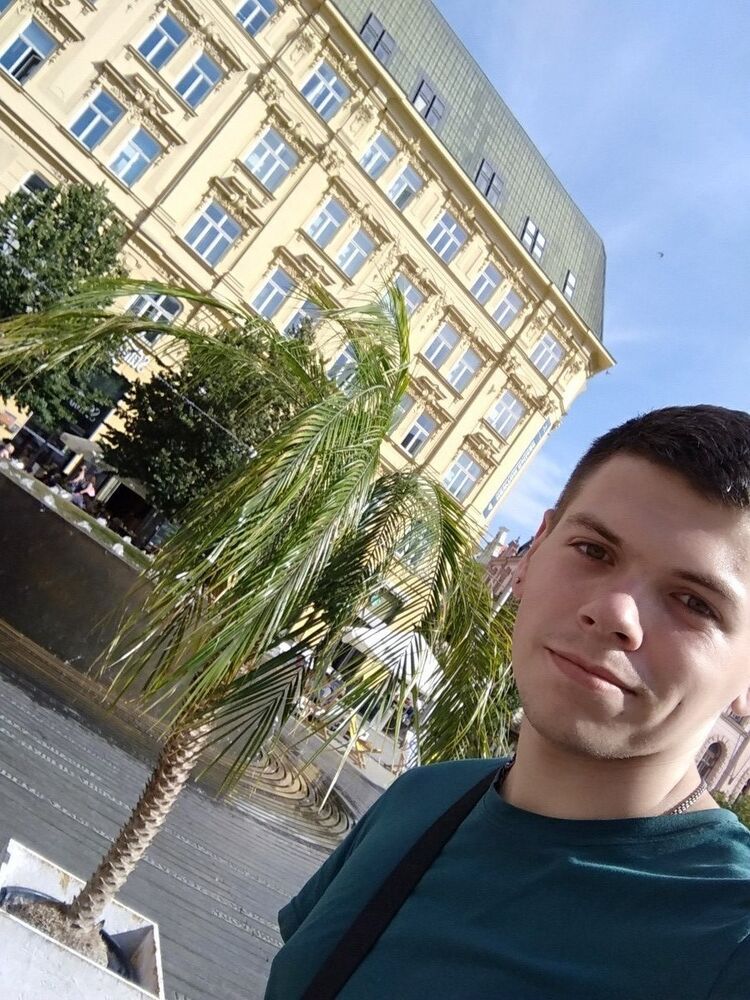  -,   Bohdan, 30 ,   