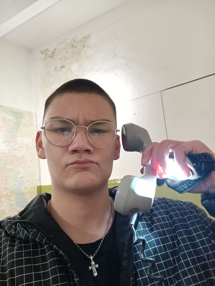  48040326  , 18 ,    