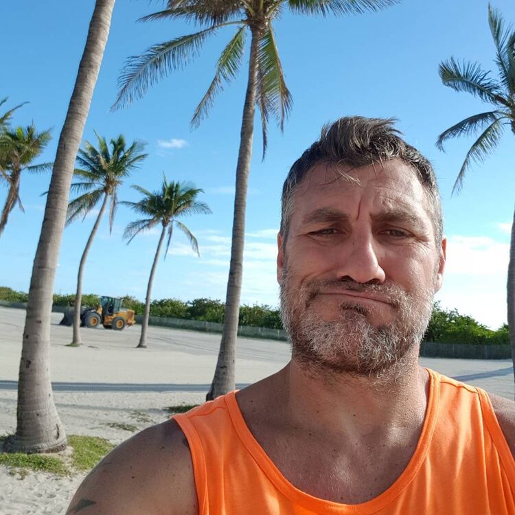  ,   Raymond, 56 ,   ,   , c 